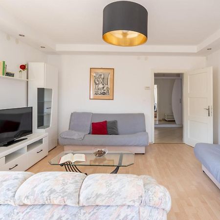 Apartmani&Soba Mimi โรวีน ภายนอก รูปภาพ