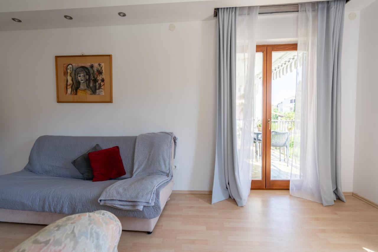 Apartmani&Soba Mimi โรวีน ภายนอก รูปภาพ