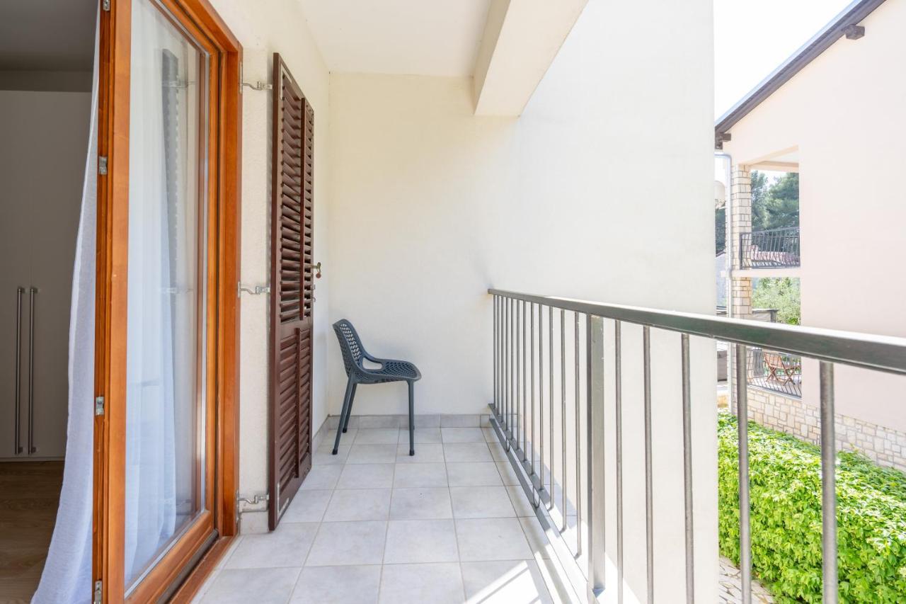 Apartmani&Soba Mimi โรวีน ภายนอก รูปภาพ