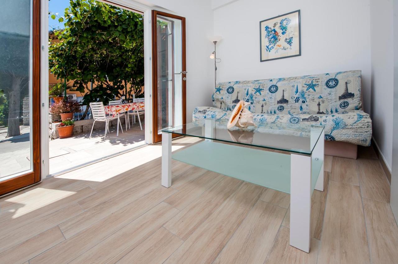 Apartmani&Soba Mimi โรวีน ภายนอก รูปภาพ